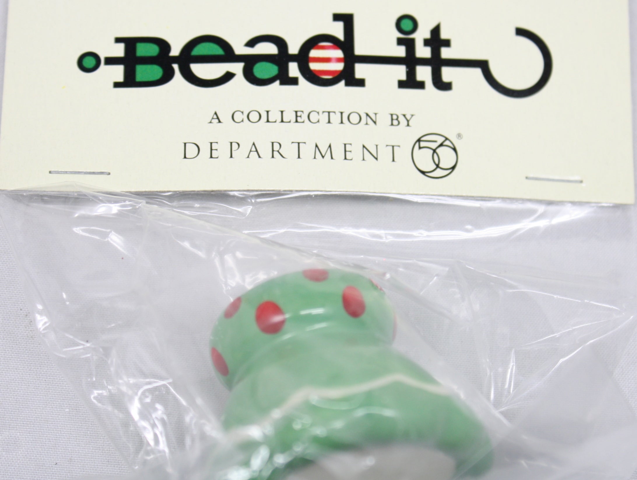 Bead It - Bead Body Green With Red Dots