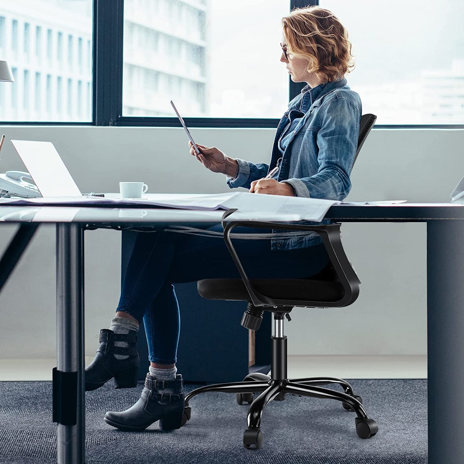 Ergonomic Mid Back Office Chair With Lumbar Support