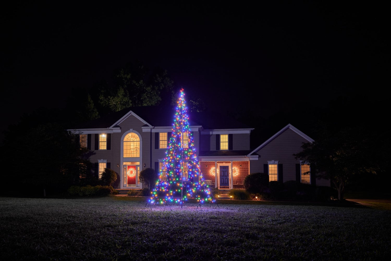 Fairybell 13 Foot Pole Tree - 640 LED Multi Color