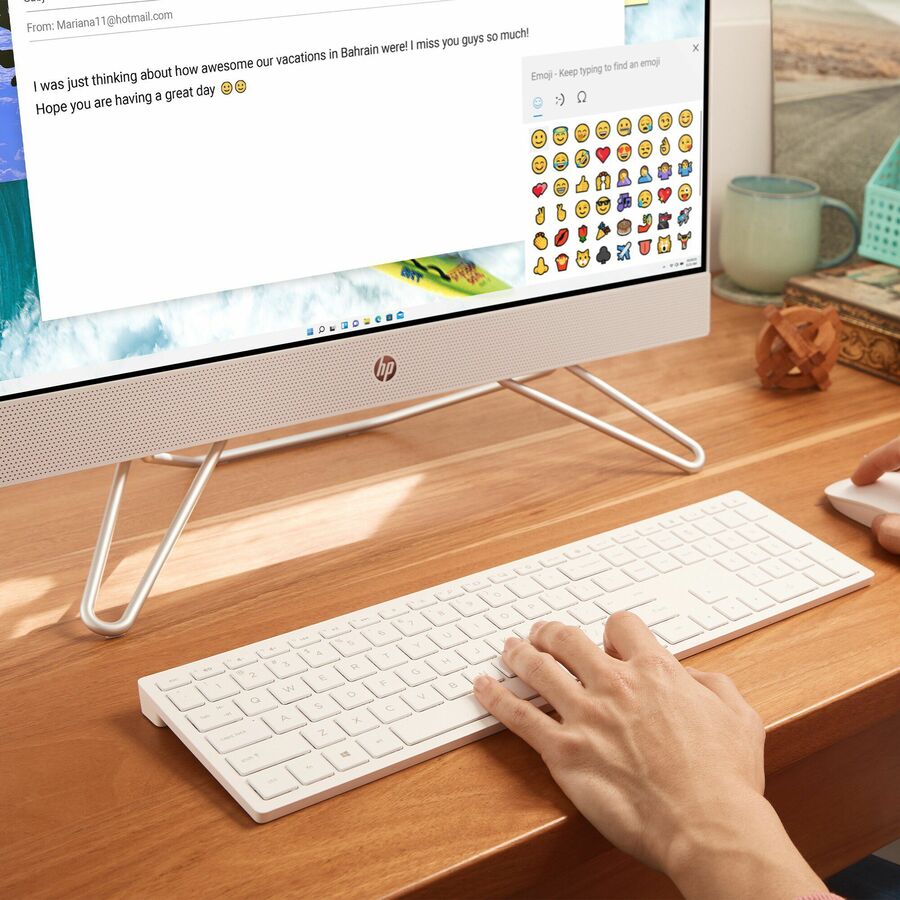 HP 24-cb1000i 24-cb1062ds All-in-One Computer - Intel Core i5 12th Gen i5-1235U Deca-core (10 Core) - 8 GB RAM DDR4 SDRAM - 512 GB M.2 PCI Express NVMe SSD - 23.8" Full HD 1920 x 1080 Touchscreen Display - Desktop - Starry White