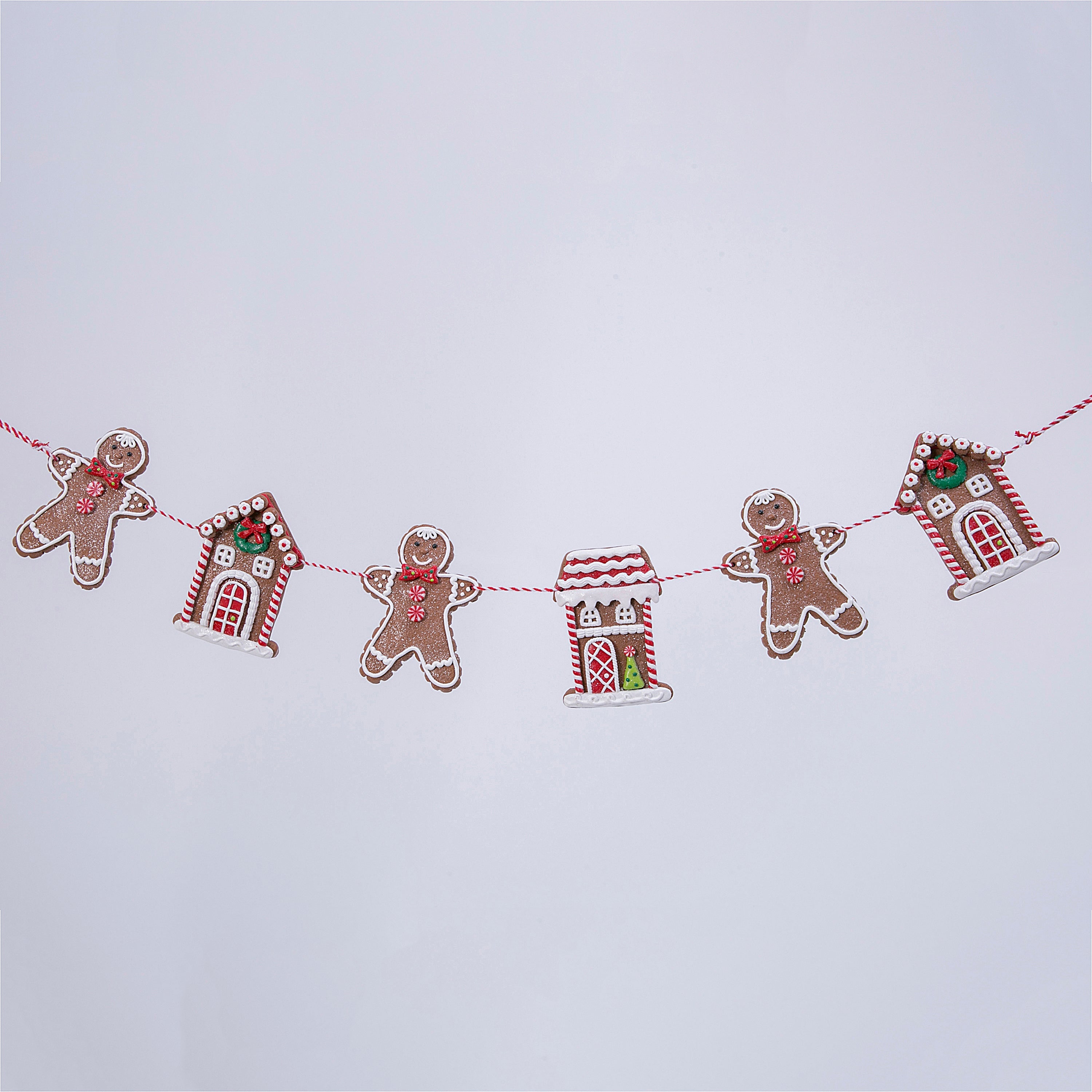 Holiday Gingerbread Figurine Garland