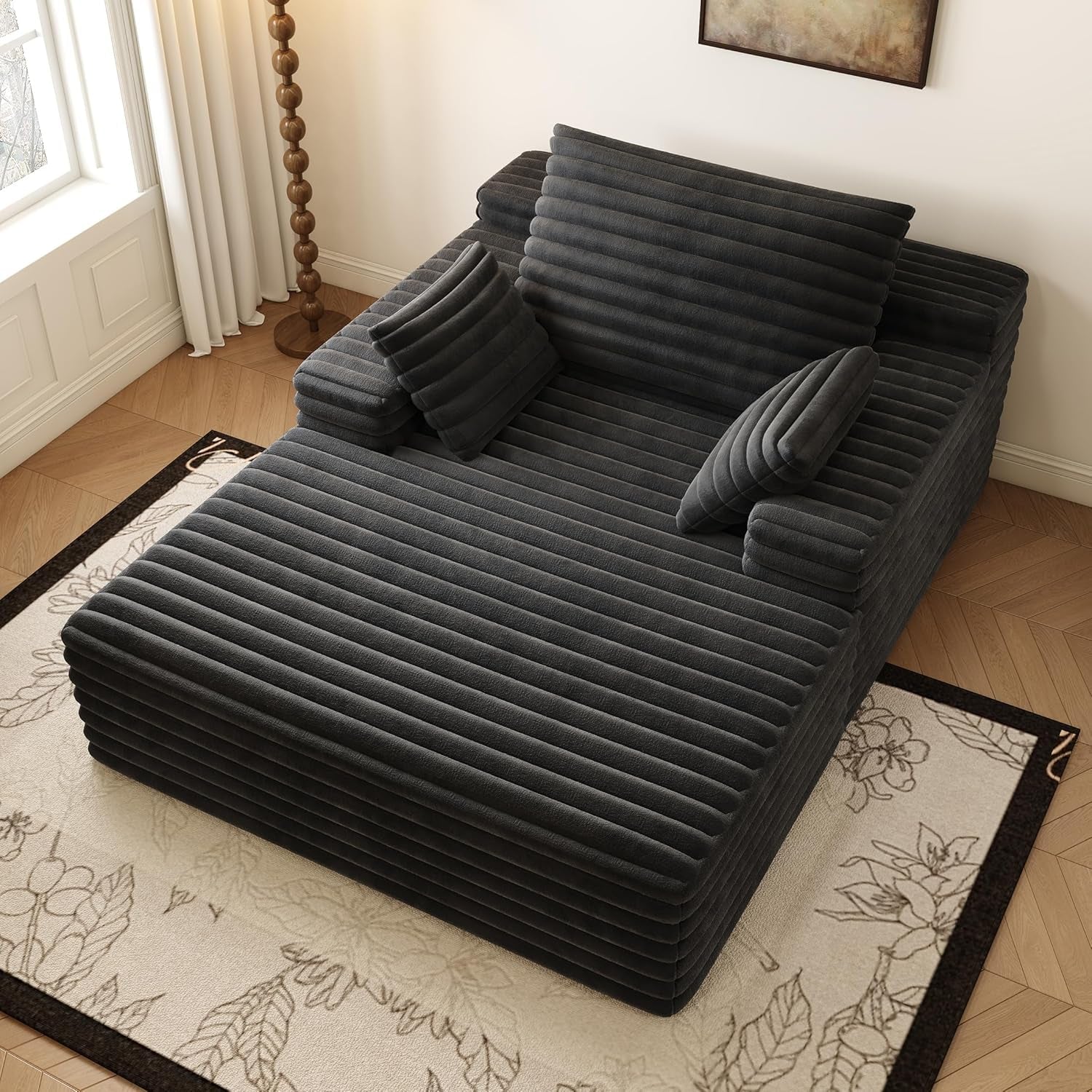 Oversized Plush Chaise Lounge Chair for Indoor Relaxation