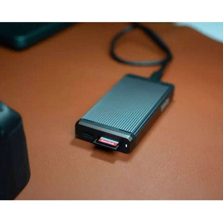 SanDisk Extreme 256 GB Class 3/UHS-I (U3) SDXC - 180 MB/s Read - 130 MB/s Write - Lifetime