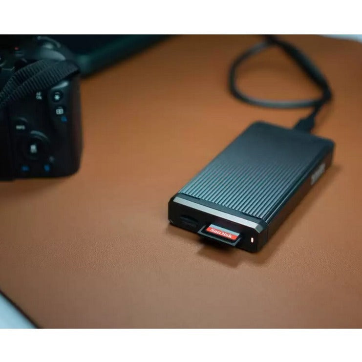 SanDisk Extreme 256 GB Class 3/UHS-I (U3) SDXC - 180 MB/s Read - 130 MB/s Write - Lifetime