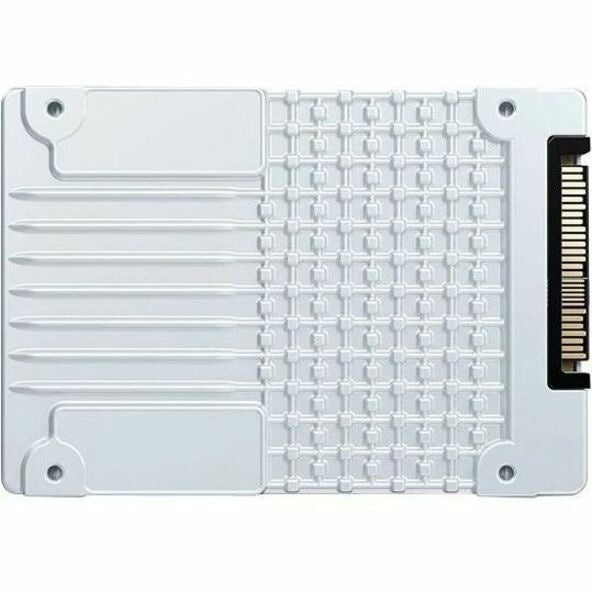 Solidigm D7-P5620 6.4TB PCIe 4.0 2.5" SSD for Enterprise Data Centers