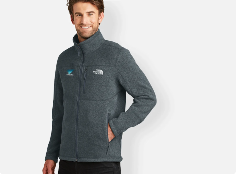 The North Face® Sweater Fleece Jacket – Cozy Warmth with a Sophisticated Look