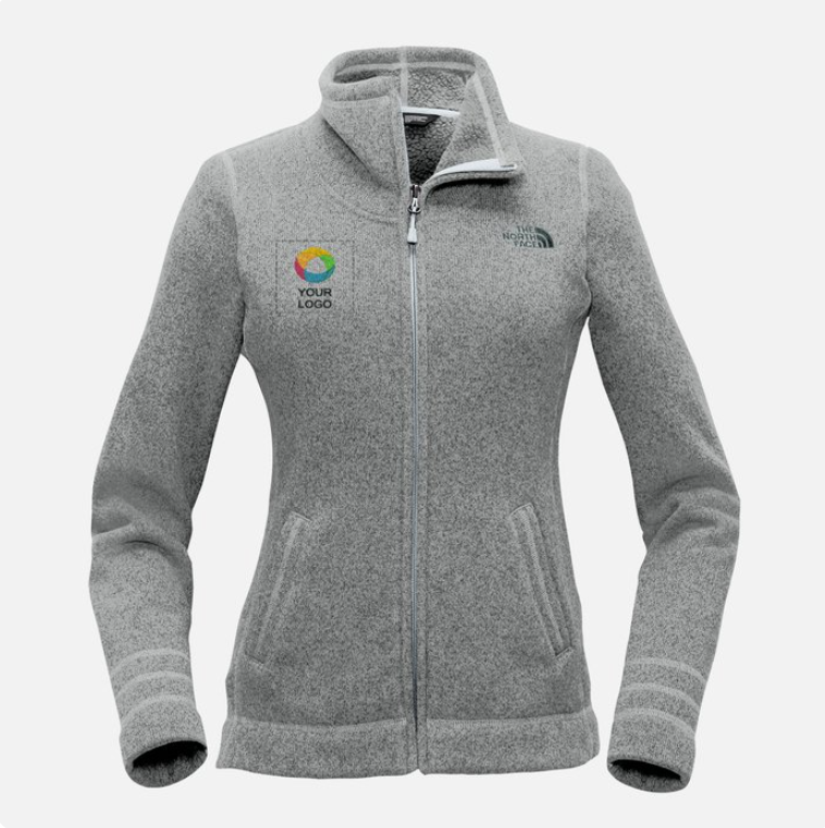 The North Face® Women’s Fleece Jacket – Classic Comfort and Timeless Warmth for Everyday Wear