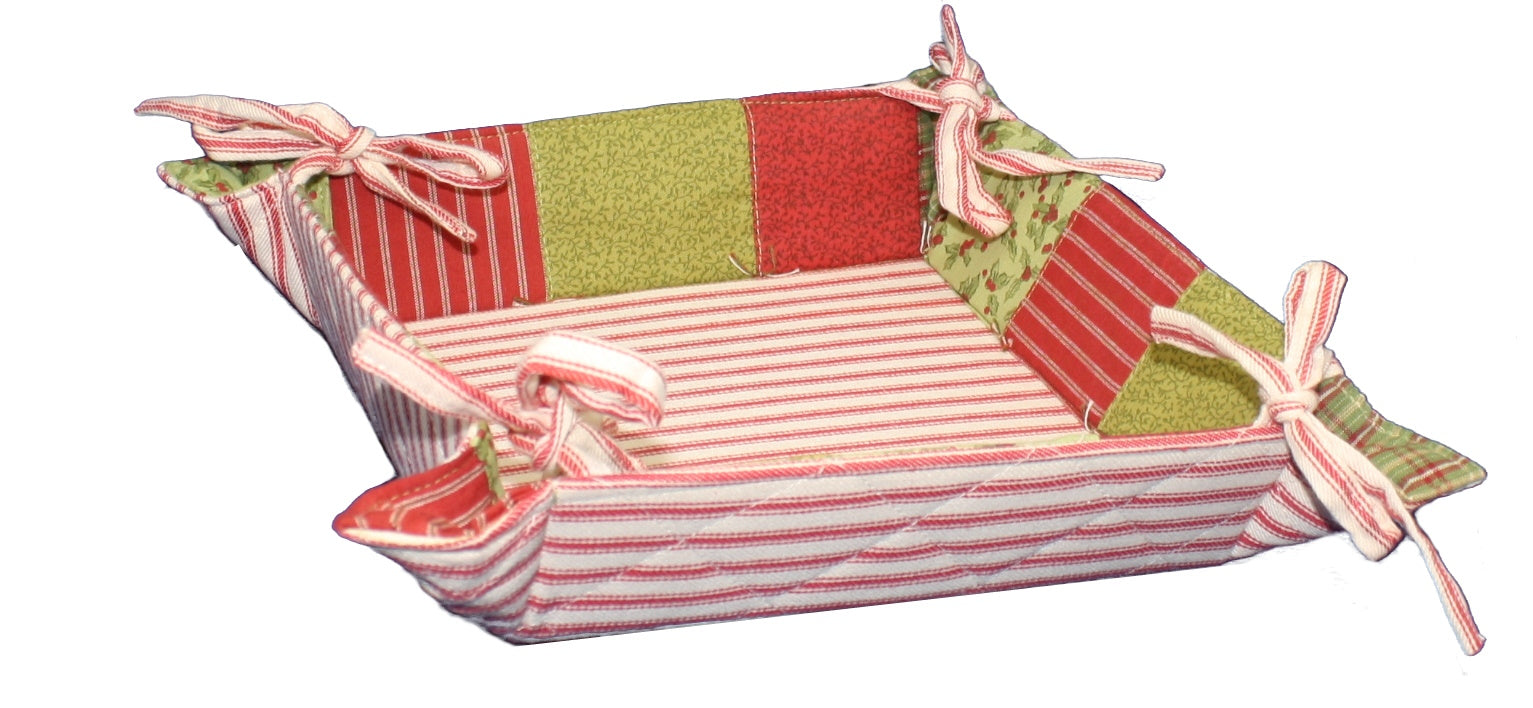 Tis The Season Basket 8X8