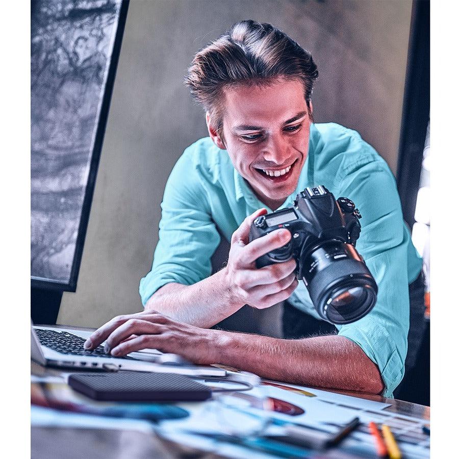 Toshiba-IMSourcing Canvio Advance HDTCA40XK3CA 4 TB Portable Hard Drive - External - Black