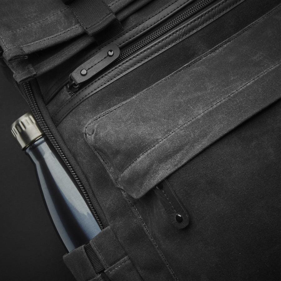 V7 Elite CBXT16-CANVAS Carrying Case (Backpack) for 15.6 to 16" Notebook - Black"