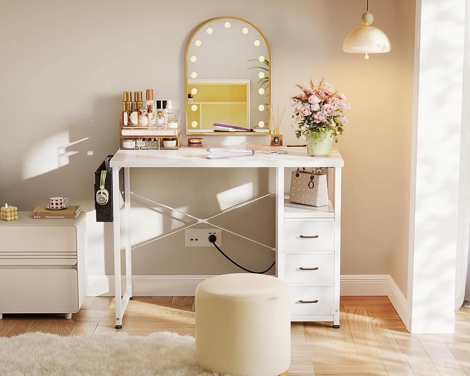32-Inch Vanity Desk With Fabric Drawers For Small Space