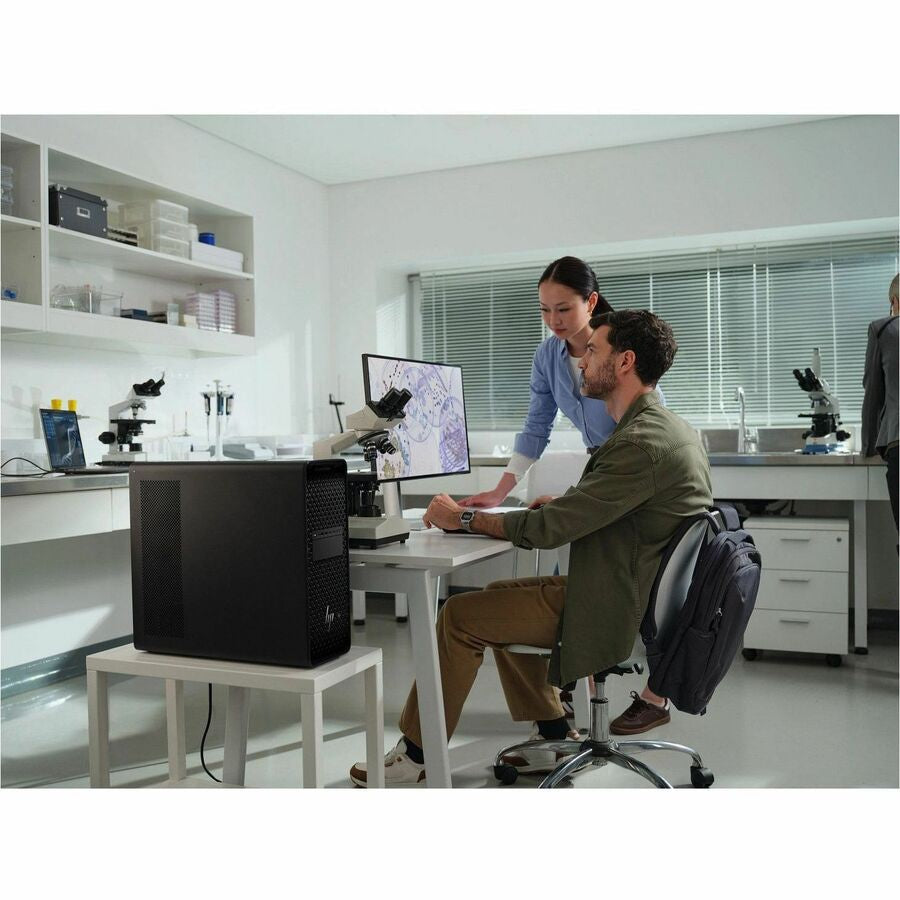 HP Z4 G6i Workstation - Intel Xeon 634, 32GB, 1TB SSD