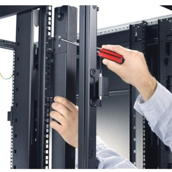 APC Rack PDU Basic Zero U 24 Outlet - Vertical Mount Power Distribution Unit | TecISoft AP7530