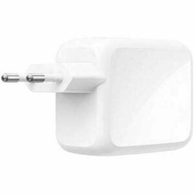 Belkin UltraCharge 67W Retractable GaN Wall Charger, White