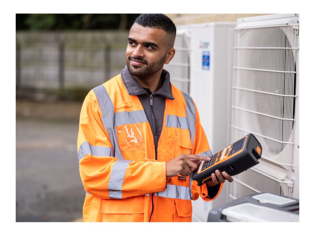 Brother P-Touch EDGE PT-E560BTVP - Labelmaker - B/W - thermal transfer - - 180 dpi - up to 70.9 inch/min - USB 3.0, Bluetooth PTE560BTVP