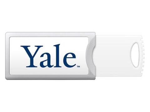 CENTON YALE UNIVERSITY 16GB Push USB Drive for Students & Pros