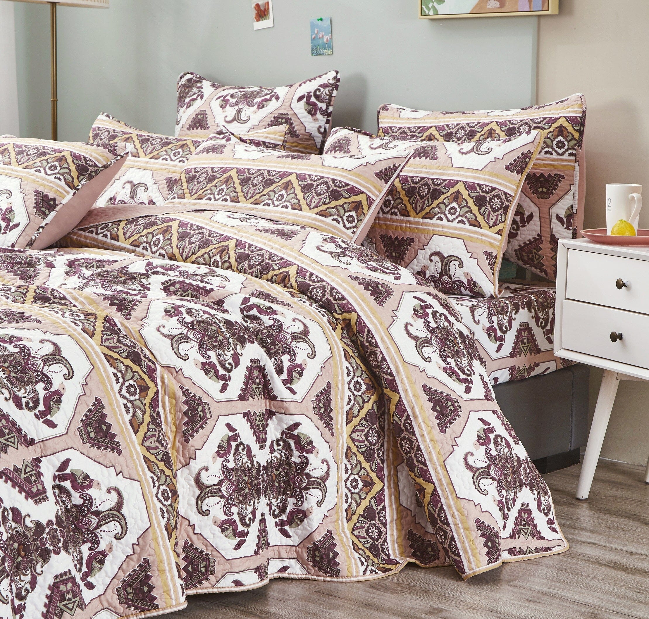 DaDa Bedding Majestic Oriental Kilim Bedspread - Royal Persian Traditional Design Intricate Ornate Ornament Print Coverlet w/ Shams