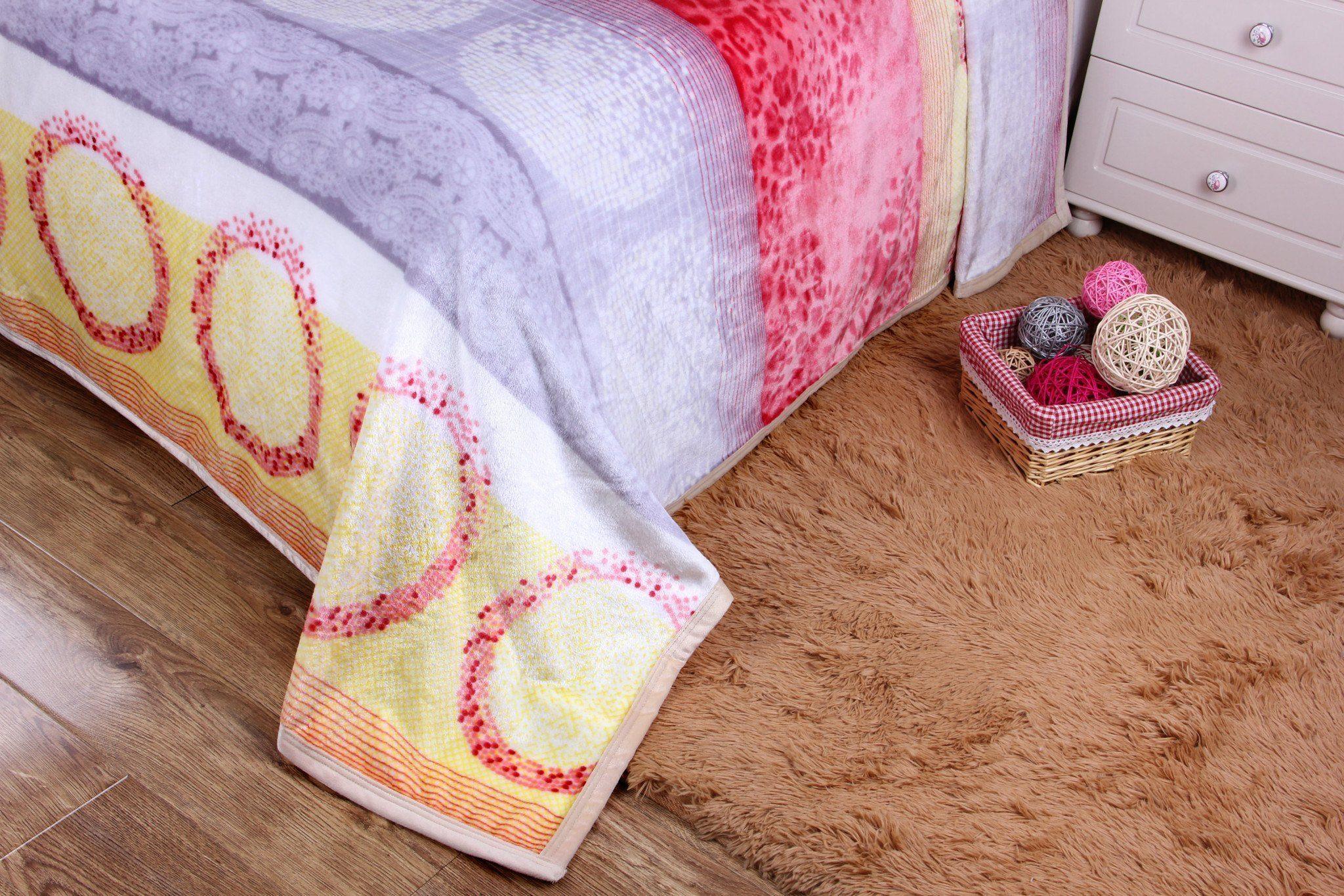 DaDa Bedding Seashore Sunny Yellow Lavender Floral Flannel Mink Fleece Throw Blanket (XY9901)