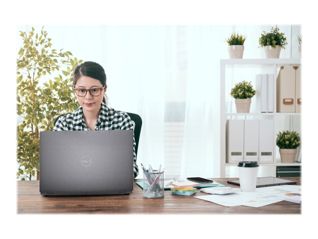 Dell Latitude 5520 - Intel Core i5 - 1135G7 / up to 4.2 GHz - Win 10 Pro 64-bit - Intel Iris Xe Graphics - 16 GB RAM -