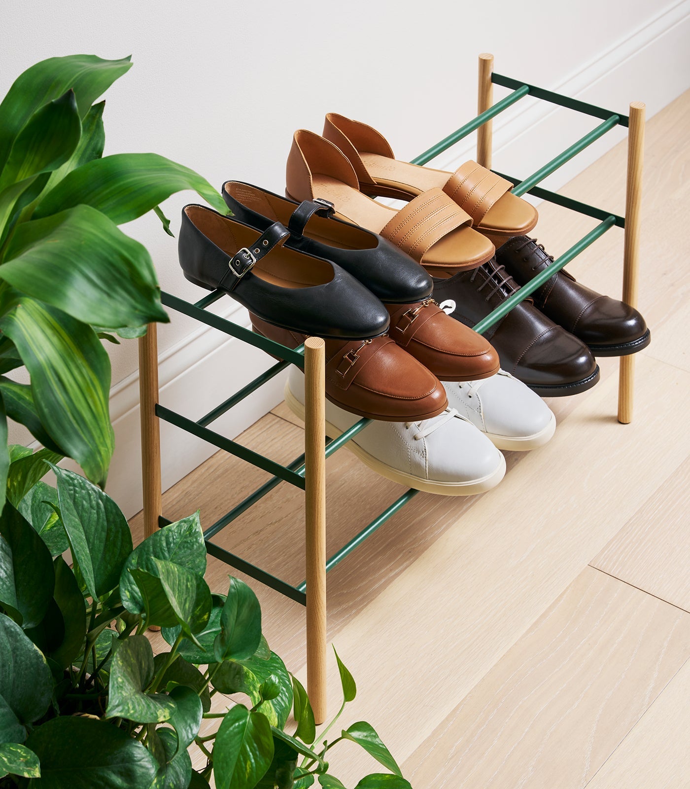 Expandable Shoe Rack (18" H) - Steel