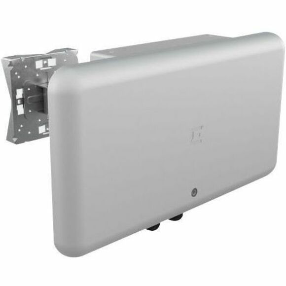 Extreme Networks AP5050D Tri Band IEEE 802.11 a/b/g/n/ac/ax 10.70 Gbit/s Wireless Access AP5050D-WW