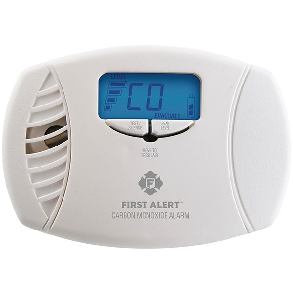 First Alert 1039746 Dual-Power Carbon Monoxide Plug-in Alarm with Digital