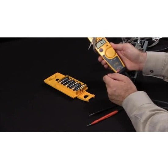 Fluke T5-1000 Electrical Tester - 1000 V 100 A AC - 1000 V DC