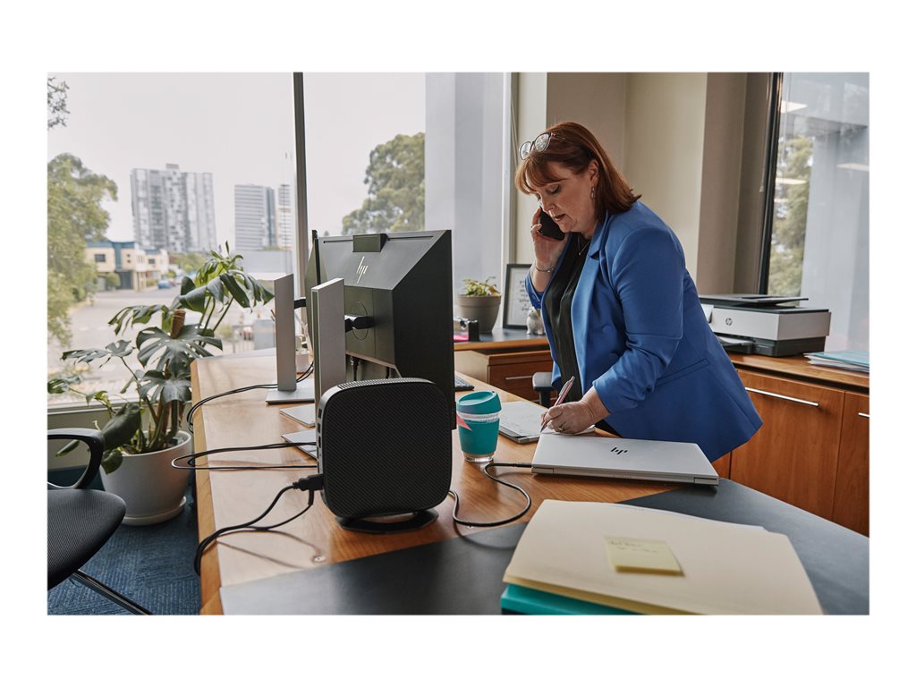 HP Elite Mobile Thin Client mt645 G7 - 180-degree hinge design - AMD Ryzen 3 - 5425U / up to 4.1 GHz - HP ThinPro -