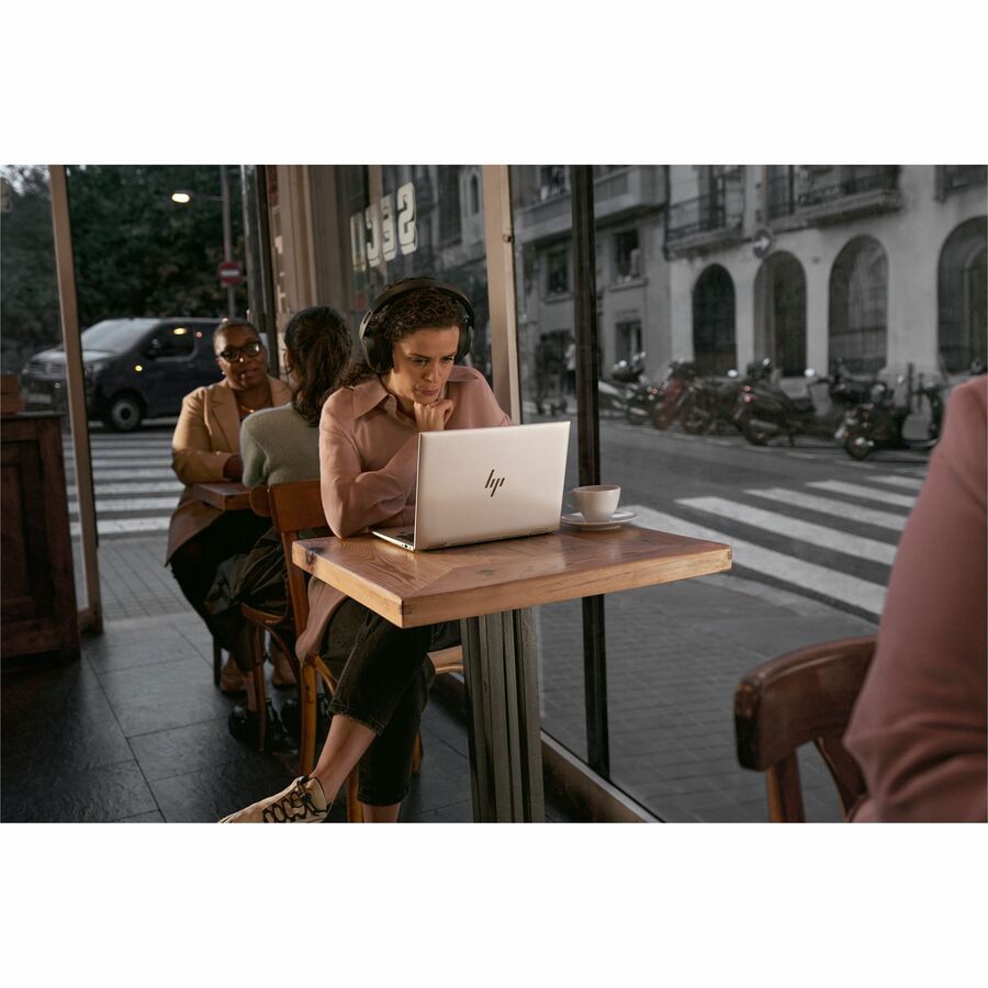 HP EliteBook 6 G1i 16" WUXGA LED UWVA AI Notebook PC, 300N Anti-Glare