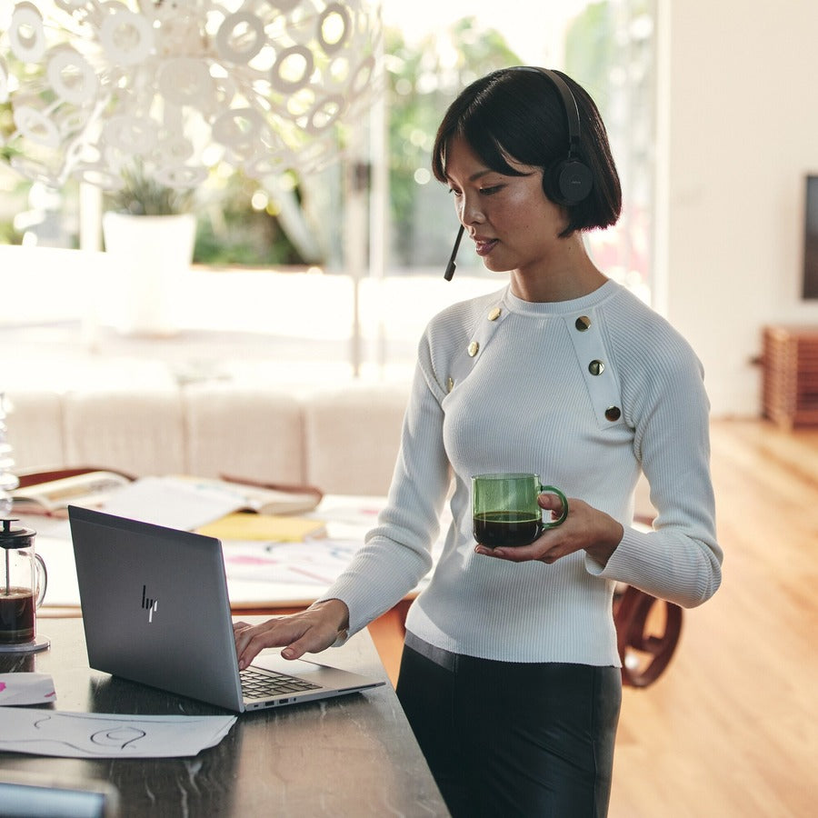 HP EliteBook 845 G8 14" Notebook - Full HD - 1920 x 1080 - AMD Ryzen 7 PRO 5850U - 16 GB Total RAM - 256 GB SSD