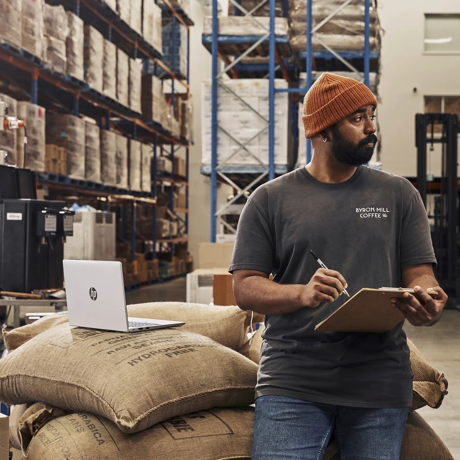 HP ProBook 440 G9 14 Notebook - Full HD - Intel Core i3 12th Gen i3-1215U - 8 GB - 256 GB SSD - Silver" 688A5UT#ABA