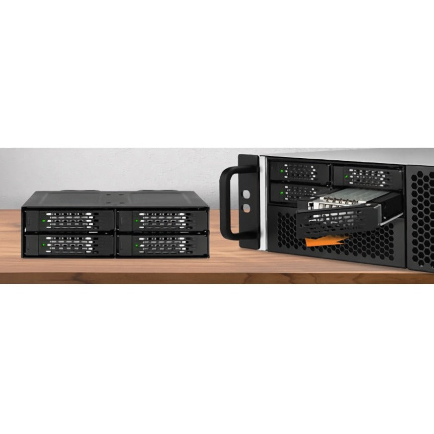 Icy Dock ToughArmor MB699VP-B V3 Drive Enclosure for 5.25 PCI Express NVMe 4.0