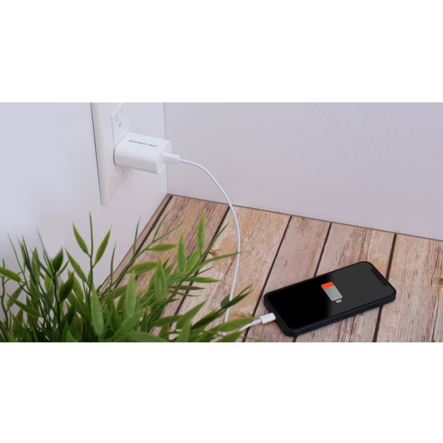 Iogear 20W Usb-C Smartphone Charger