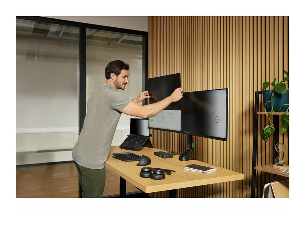 Kensington MagPro - Display privacy filter - with magnetic strip - 2-way - removable - magnetic - 31.5 wide - TAA Compliant" K52502WW