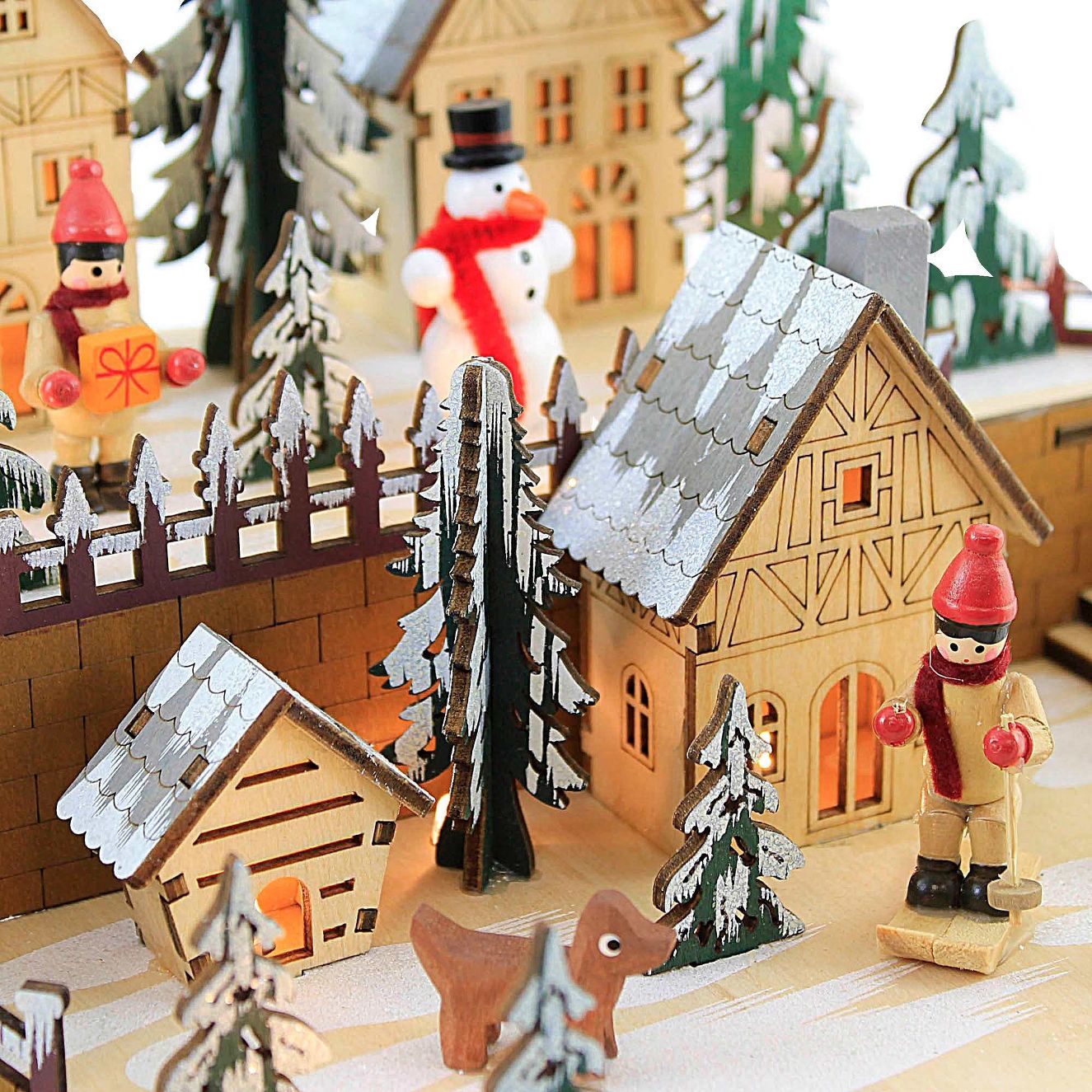 LED Star Shape Wooden Village Scene