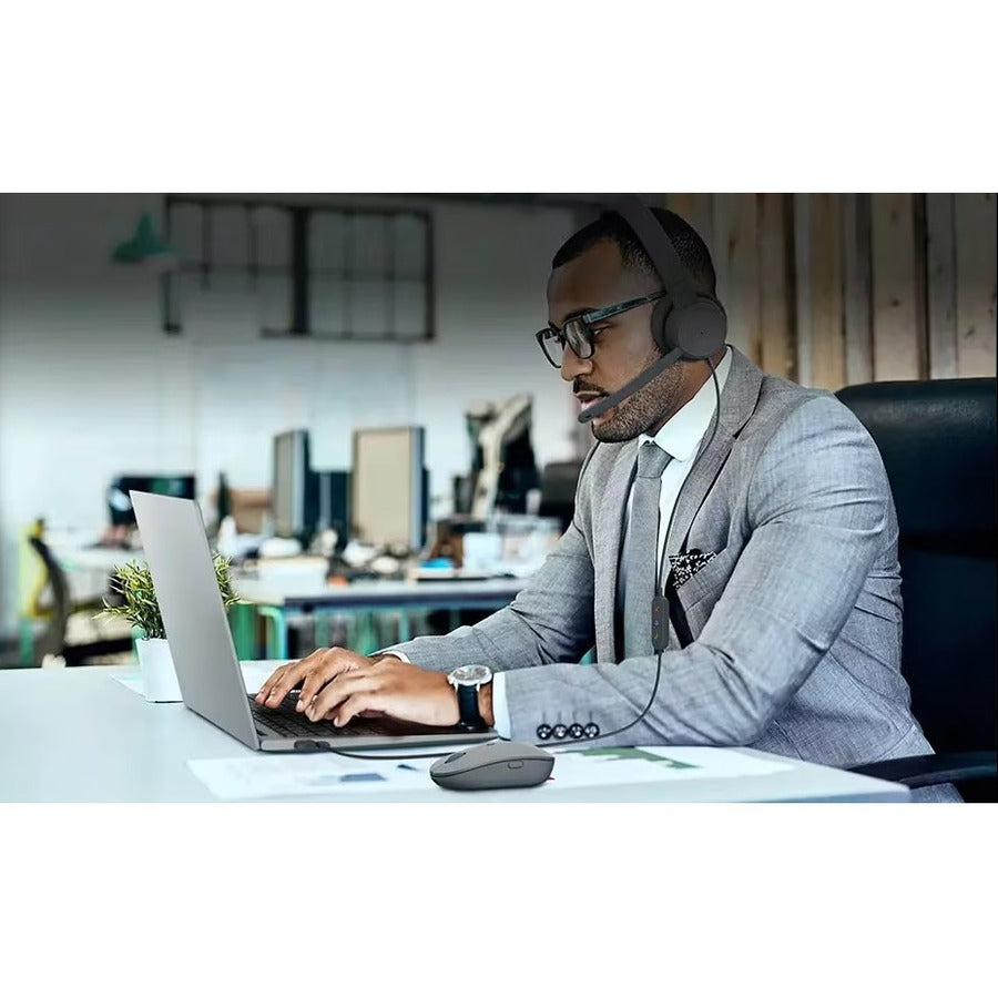 Lenovo Go Wired Anc Headset (Thunder Black)