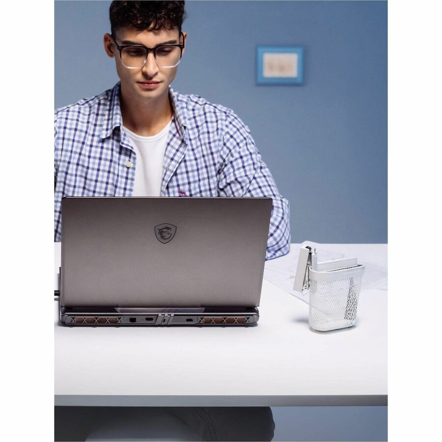 MSI Vector 16 HX AI Laptop Intel Core Ultra 9 275HX 2.7GHz 16" 2560x1600