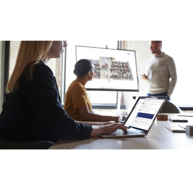 Microsoft Surface Laptop 3 15 Touchscreen Notebook - AMD Ryzen 7 3780U - 16 GB - 512 GB SSD - Platinum" VFL-00001