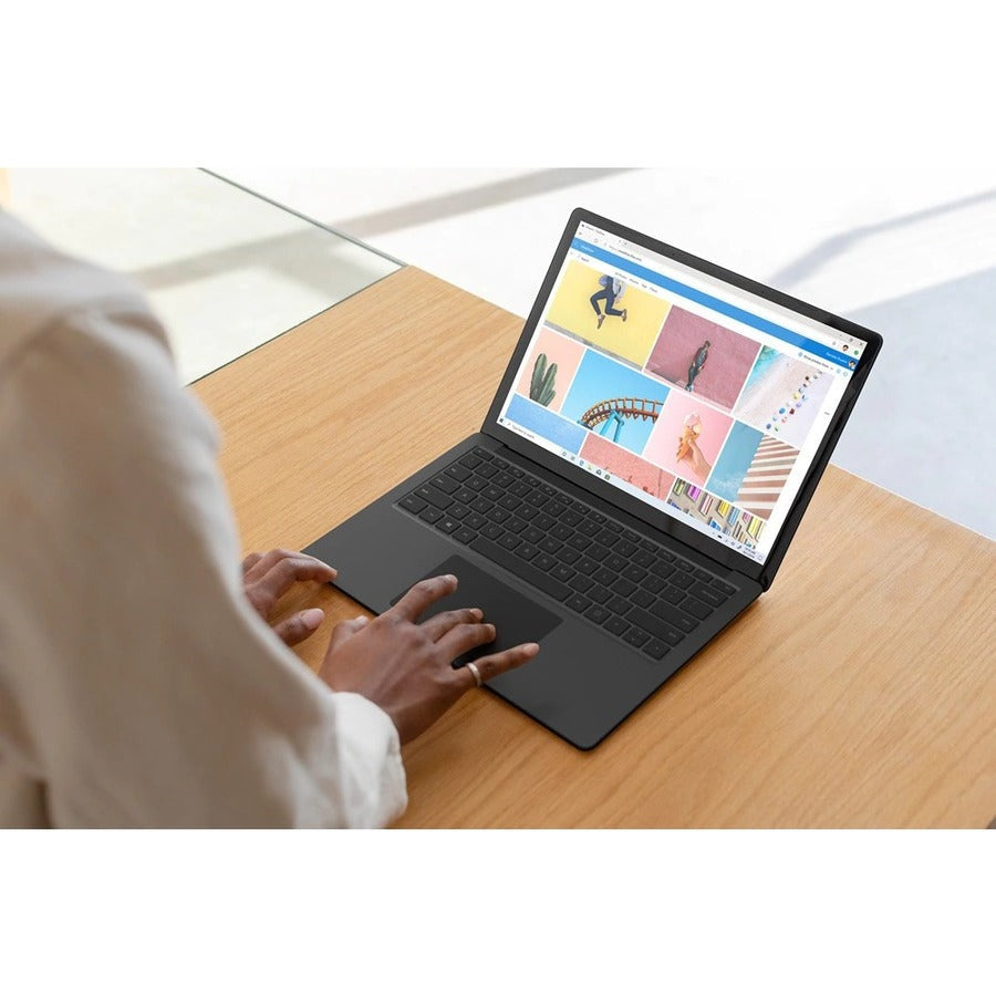 Microsoft Surface Laptop 3 15 Touchscreen Notebook - Intel Core i7 10th Gen i7-1065G7 - 16 GB - 512 GB SSD - Matte Black - TAA Compliant" SJR-00002