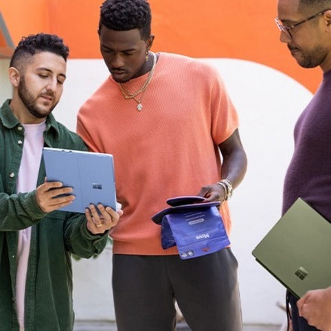 Microsoft Surface Pro 9 Tablet - 13" - Core i7 12th Gen i7-1265U Deca-core (10 Core) - 16