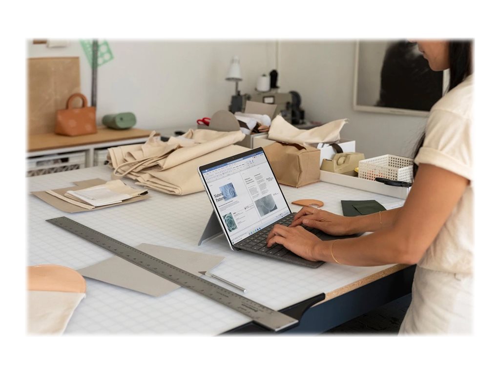 Microsoft Surface Pro X - Tablet - SQ2 - Win 10 Pro - Qualcomm Adreno 690 - 16 GB RAM - 256 GB SSD - 13 touchscreen 2880