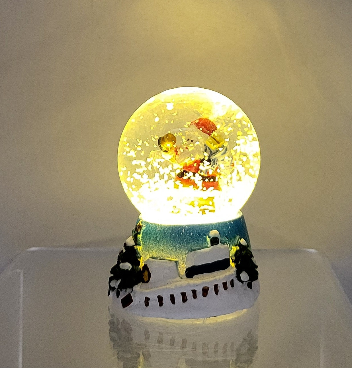 Mini Lighted Snowglobe - Santa