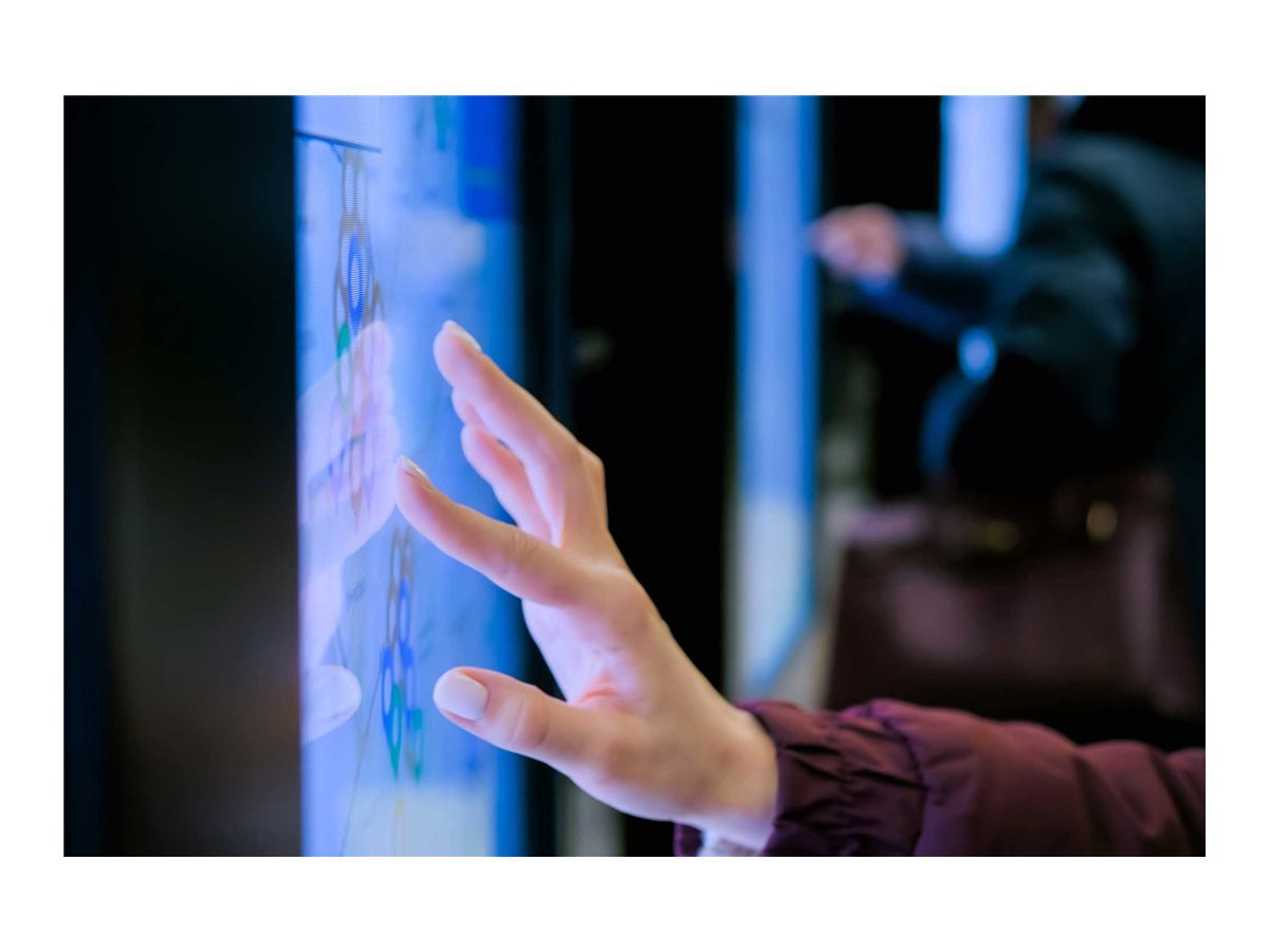 NEWLINE 75" Q Pro Elite 4K Multi-Touch Display USB-C for Collaboration