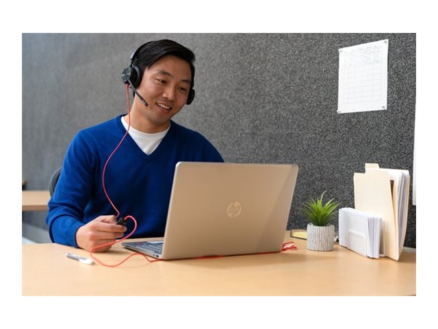 Poly Blackwire 8225 Stereo Microsoft Teams Certified USB-C Headset + USB-C/A Adapter 8X225AA