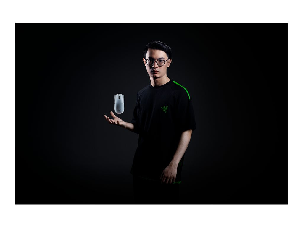 Razer Viper V3 Pro - Mouse - right-handed - optical - 6 buttons - wireless, wired - USB - white