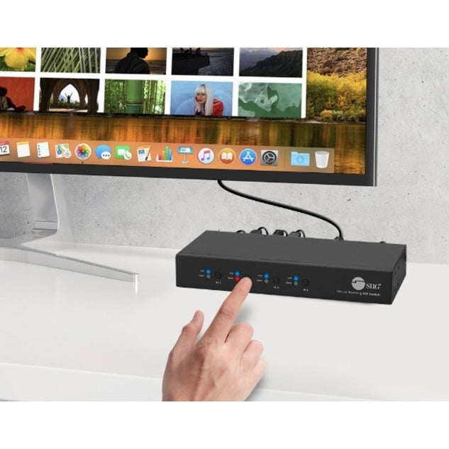 SIIG 4-Port Roaming KM Switch w/USB 2.0 Hub JU-SW4311-S1