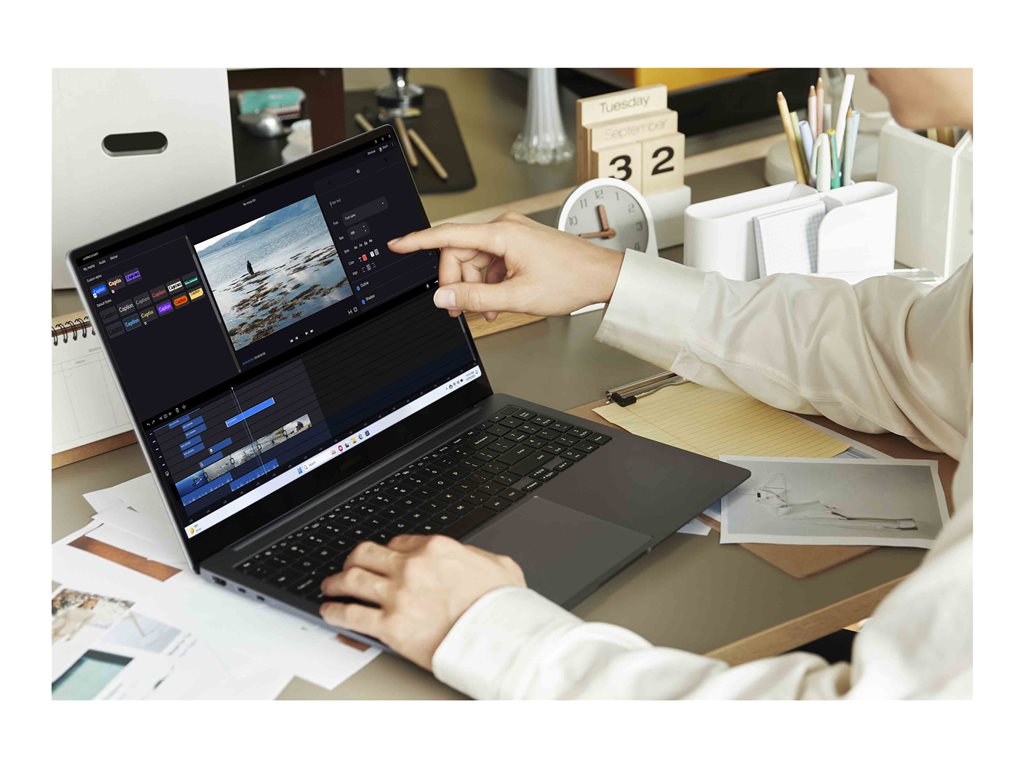 Samsung Galaxy Book4 Ultra - Intel Core Ultra 7 - 155H / up to 4.8 GHz - Evo - Win 11 Pro - GF RTX 4050 - 32 GB RAM - 1