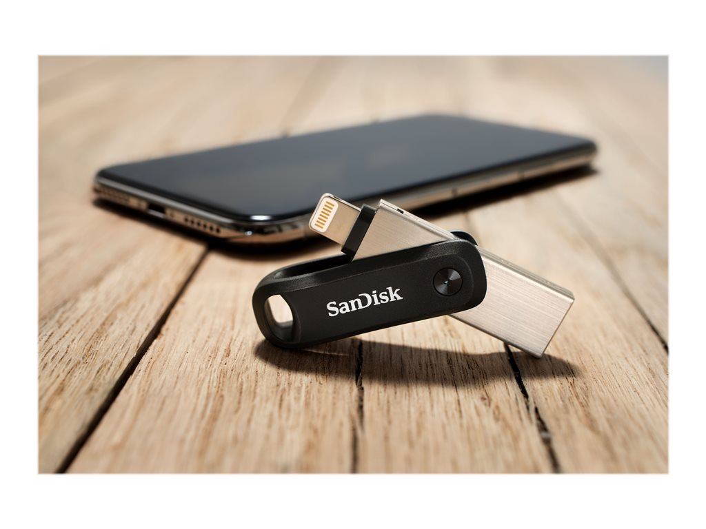 SanDisk iXpand Go - USB flash drive - 64 GB - USB 3.0 / Lightning SDIX60N-064G-AN6NN