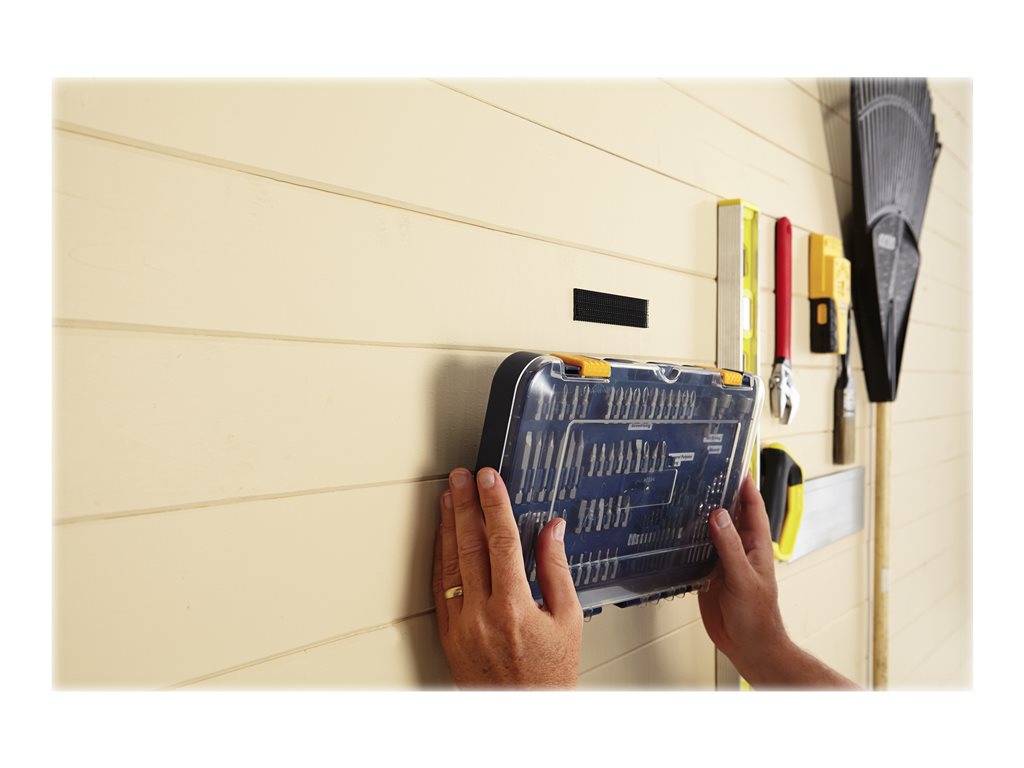 Scotch Extreme RF6740 - Self-adhesive hook-and-loop fastener - 1 in x 10 ft - black - permanent