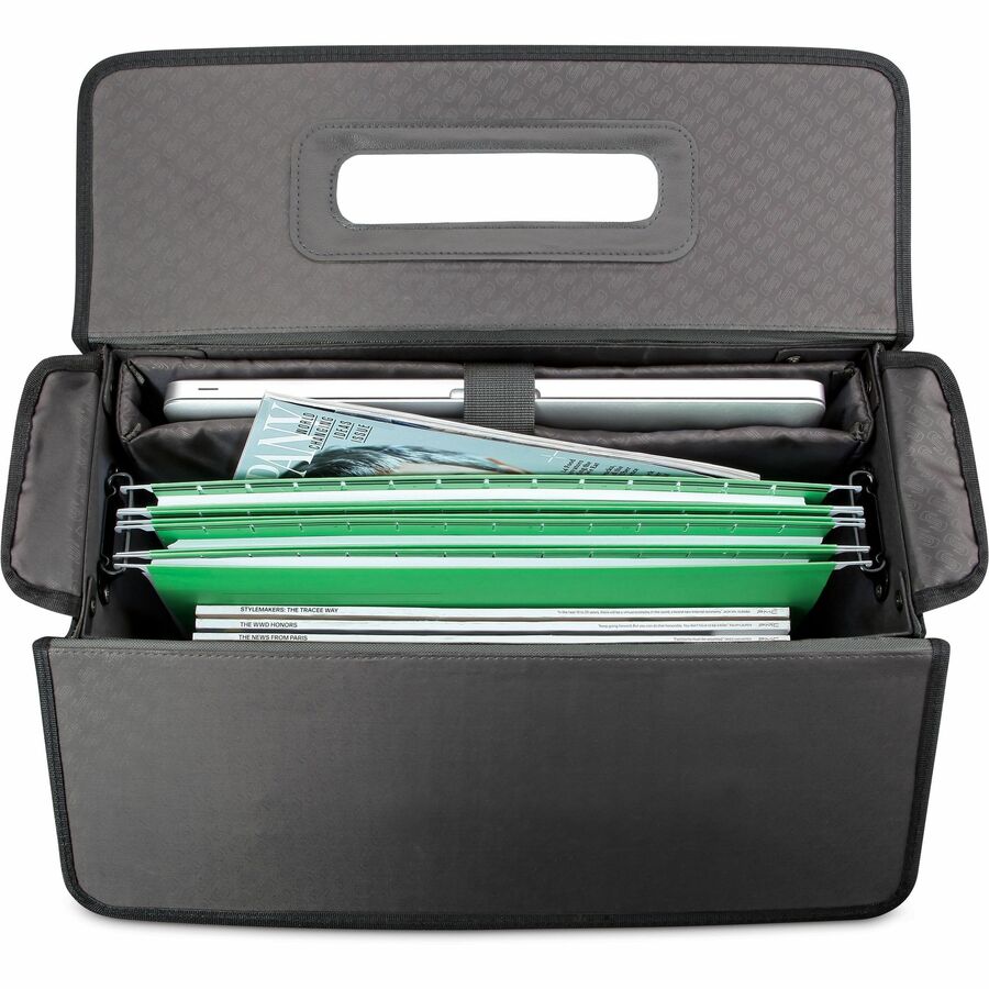 Solo Classic Carrying Case (Roller) for 15.4 to 17" Notebook - Black" B151-4